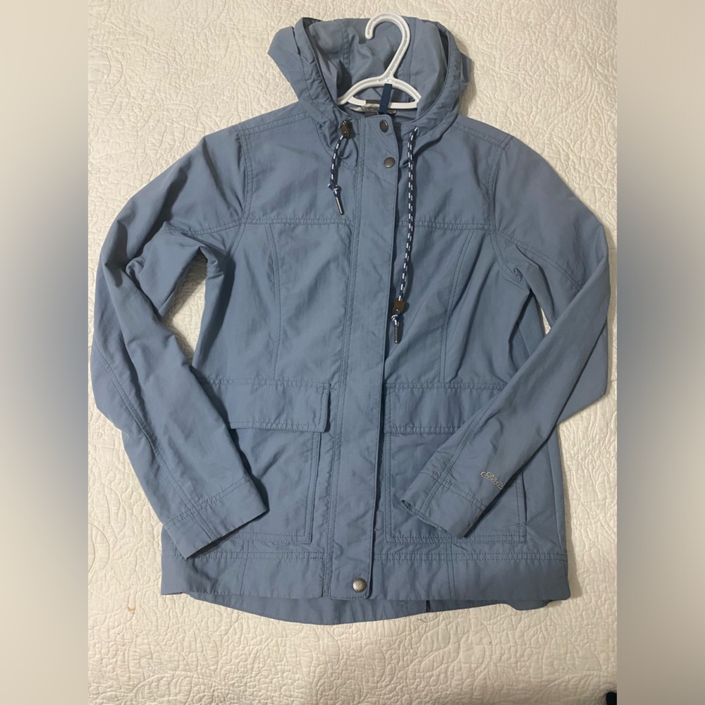 Eddie Bauer womens raincoat